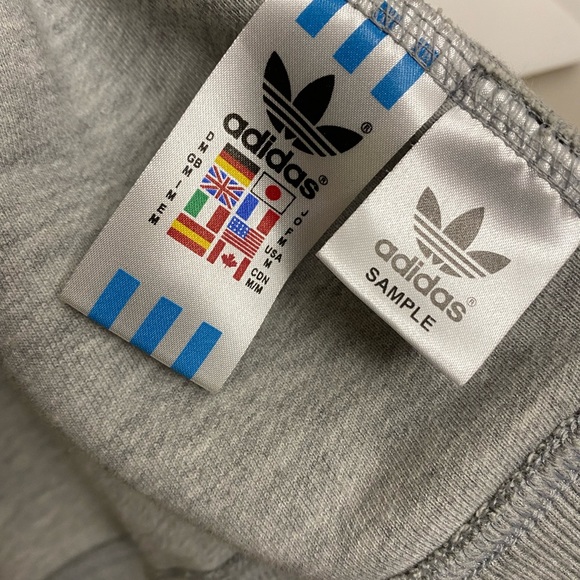 Adidas zip-up hoodie “Sample” size M (50) - Picture 6 of 8